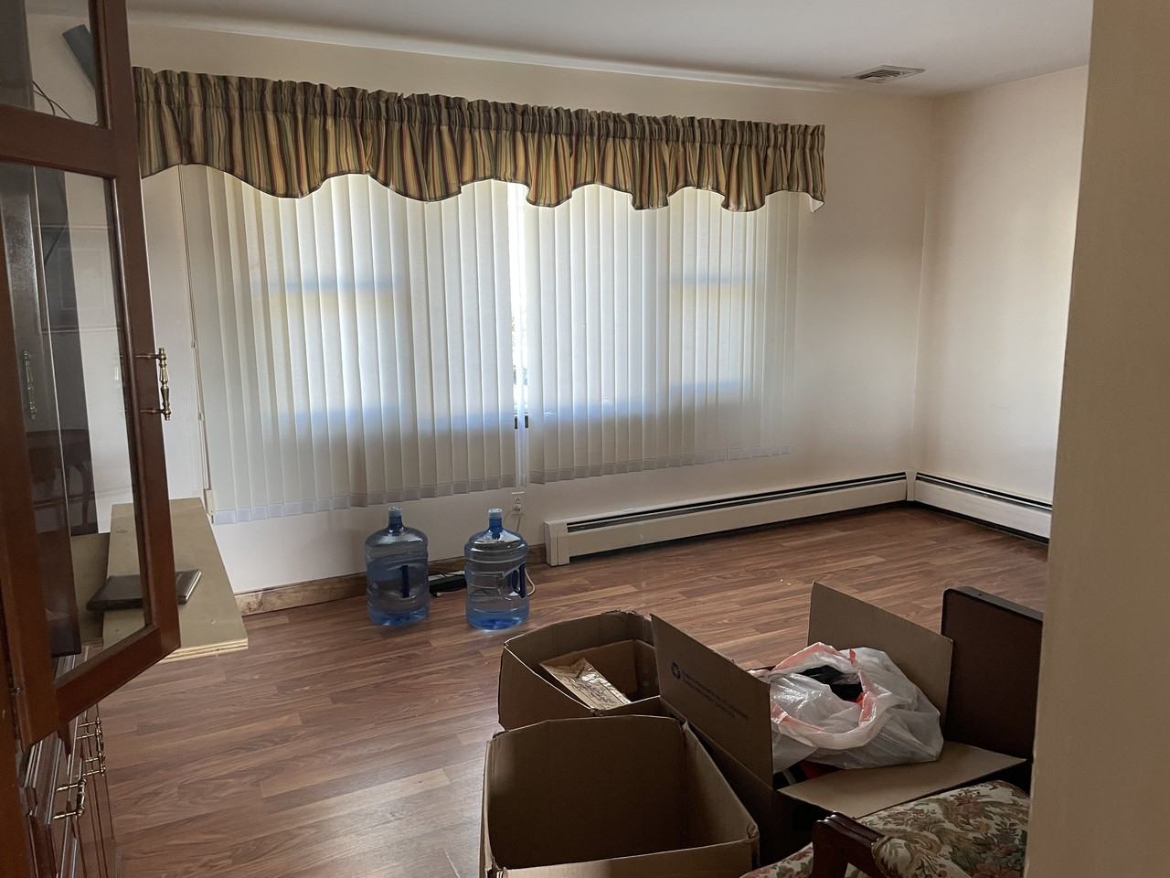 46 Rockland Avenue - Photo 2 of 5