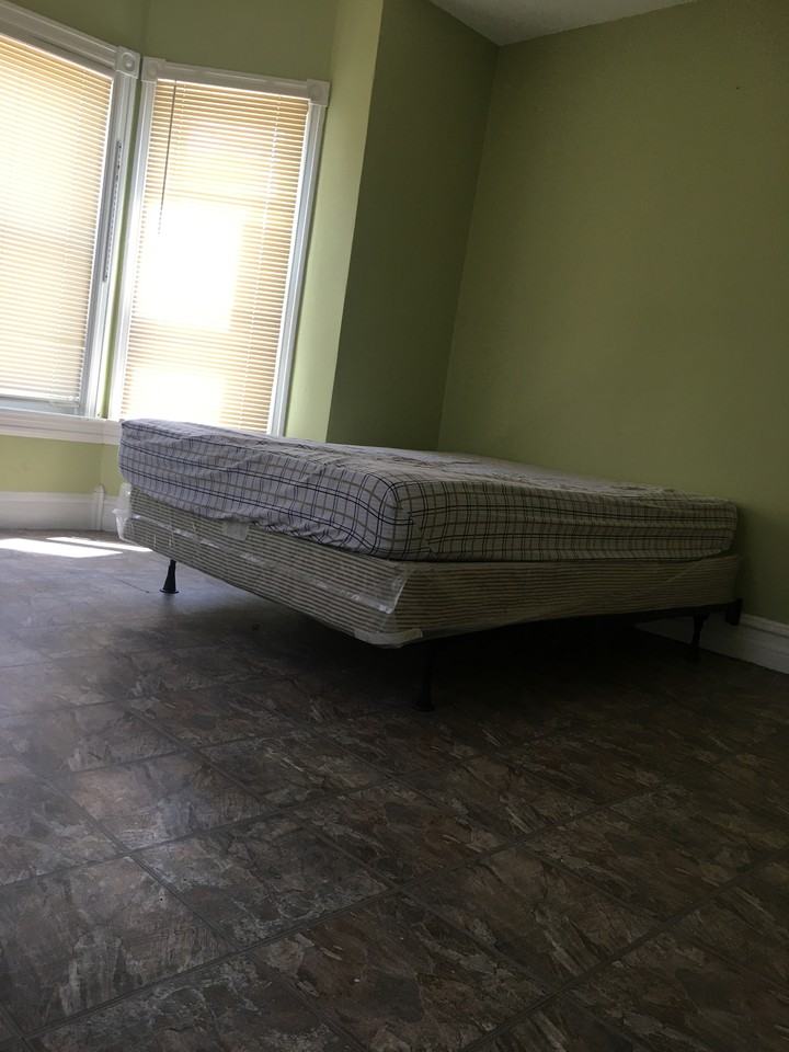 815 Pratt Street - Photo 2 of 8