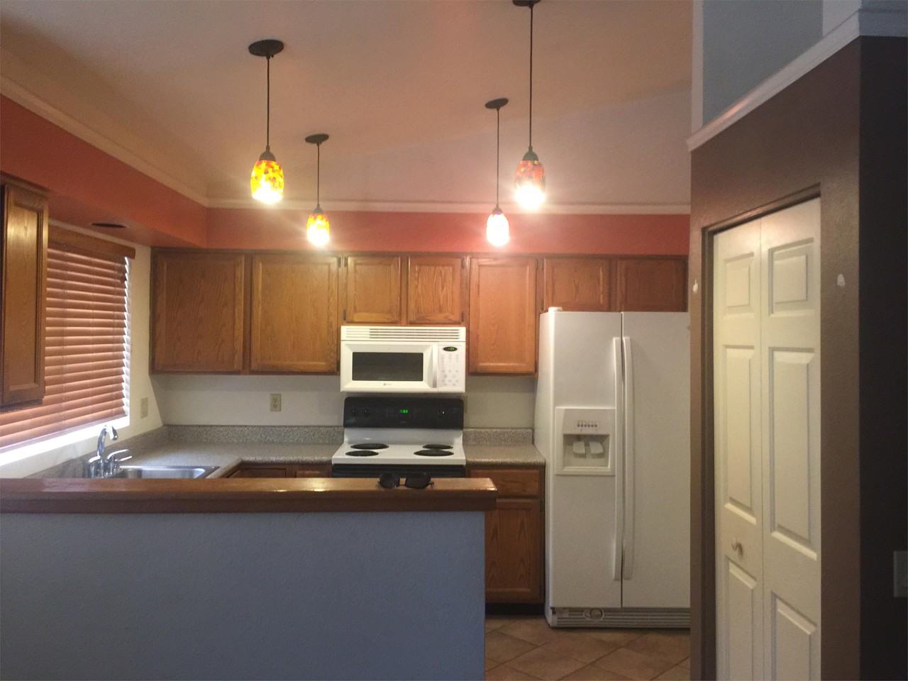 465 E Providence Dr #1 - Photo 7 of 14