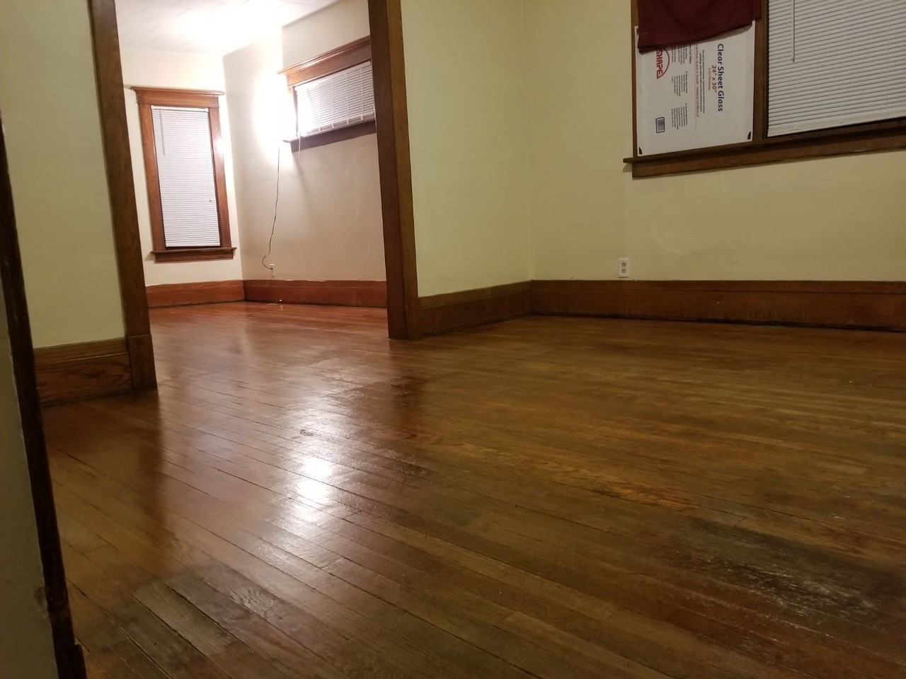 720 W 9th St - Photo 3 of 14