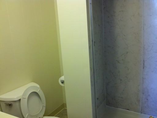 721 W Spruce St - Photo 3 of 6