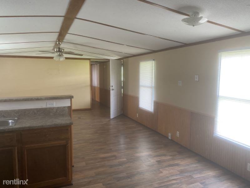 223 John Way - Photo 3 of 21