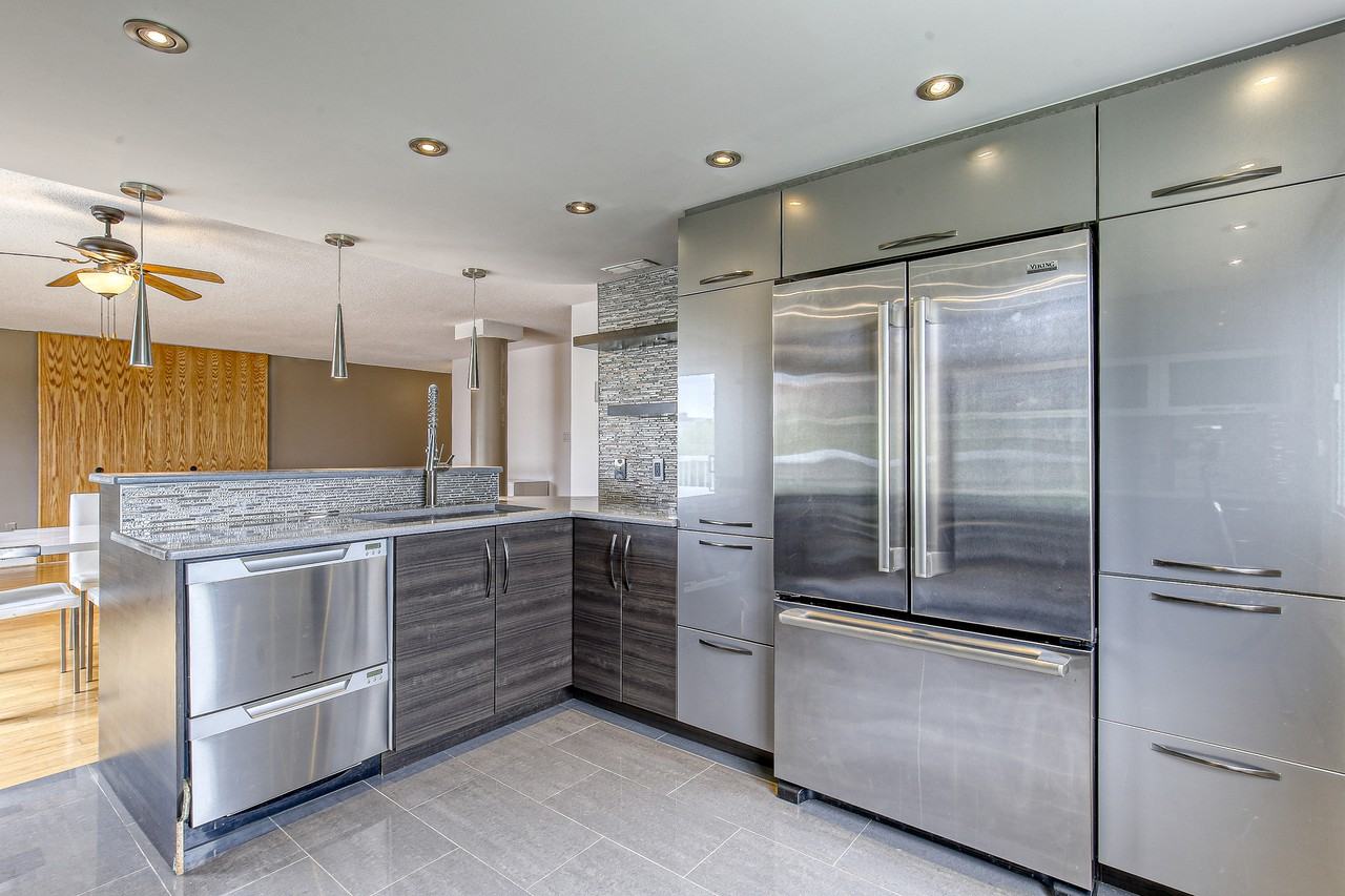 1111 Boulevard de la Côte-Vertu #605 - Photo 2 of 22