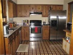 344 New London Rd - Photo 2 of 11