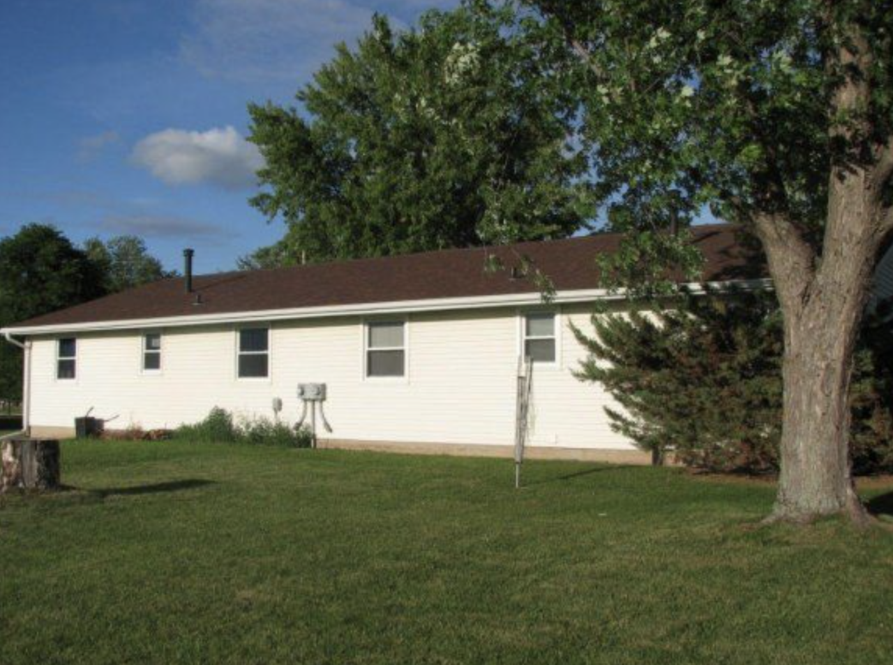 1004 South Erie Street - Photo 3 of 4