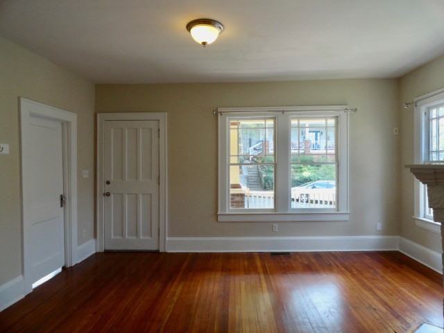 407 Ottawa Avenue #1 - Photo 6 of 37