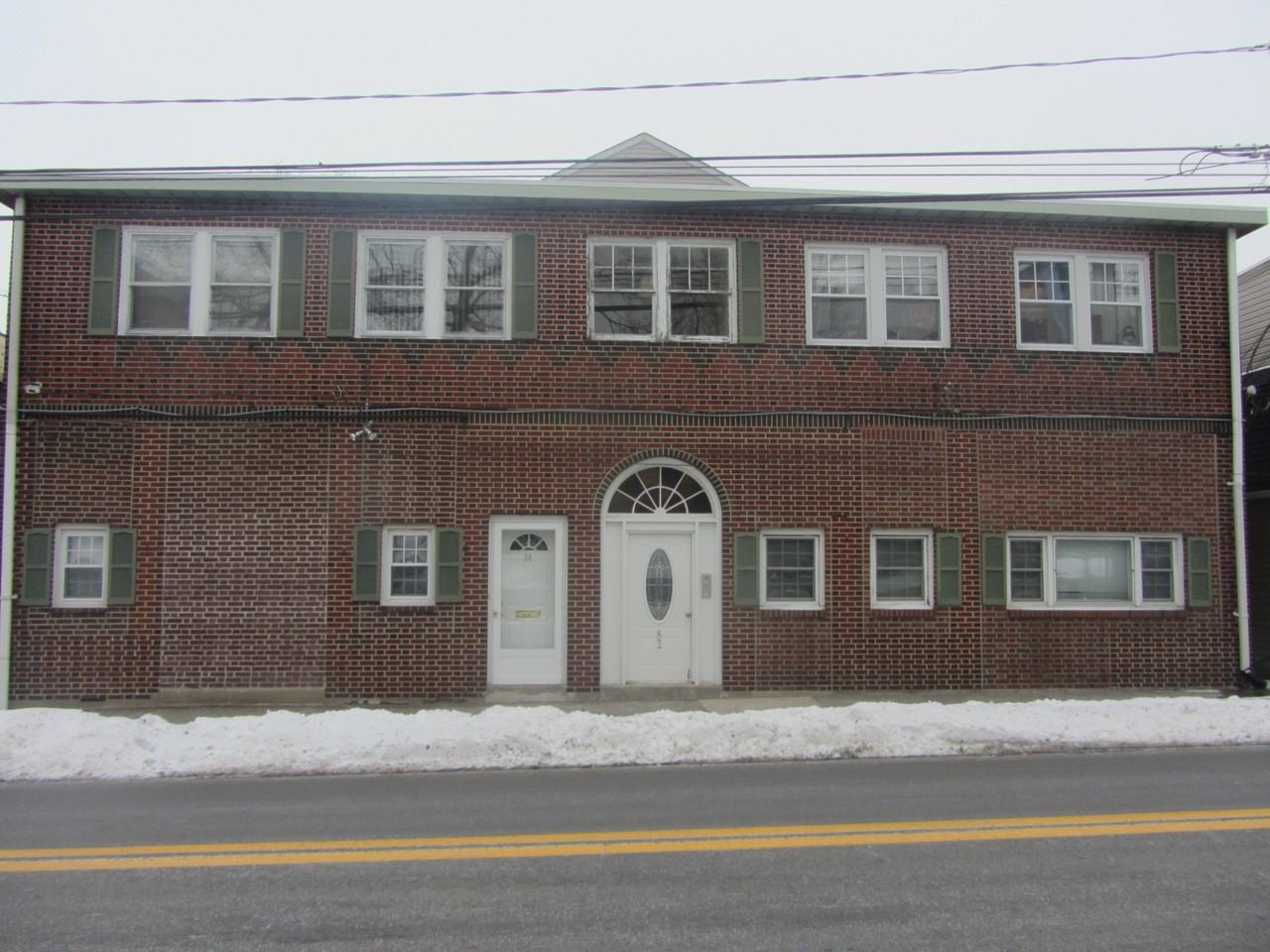 82 Hackensack St - Photo 2 of 9