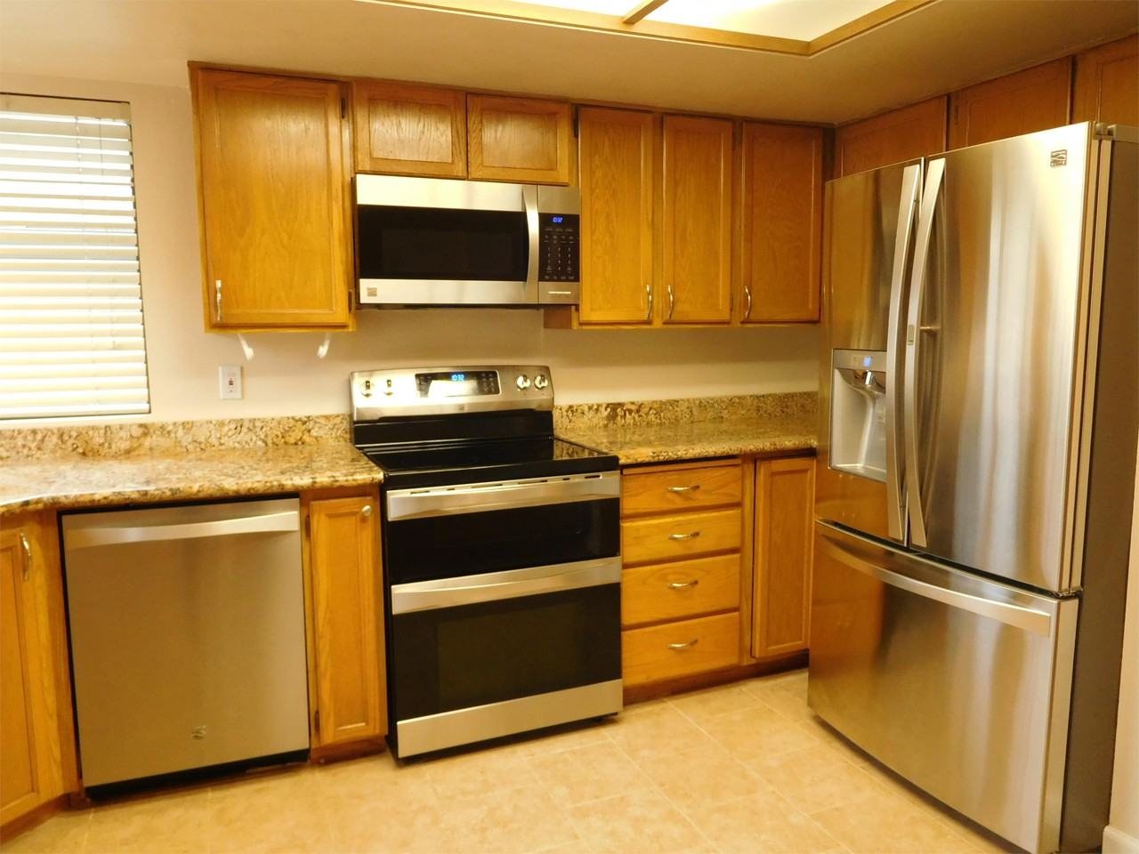 11916 Se 220th Ct #1 - Photo 6 of 30