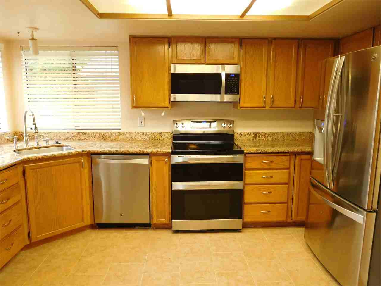 11916 Se 220th Ct #1 - Photo 7 of 30