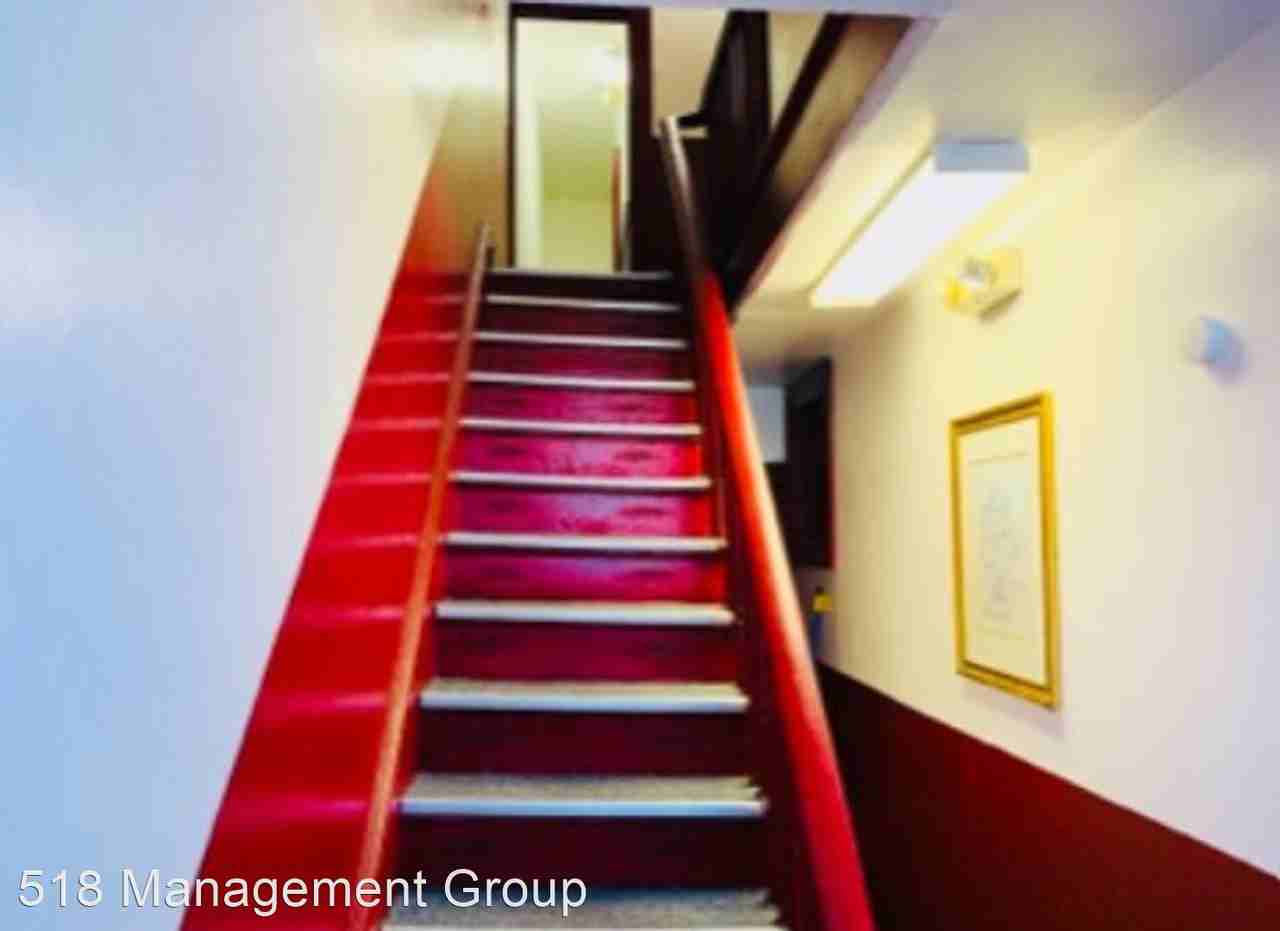 1104 Barrett St - Photo 2 of 12