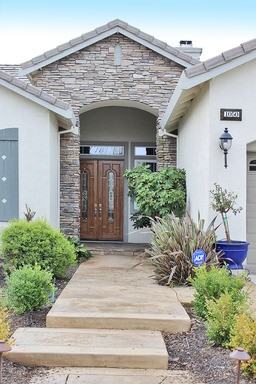 1050 Nighthawk Way - Photo 2 of 16