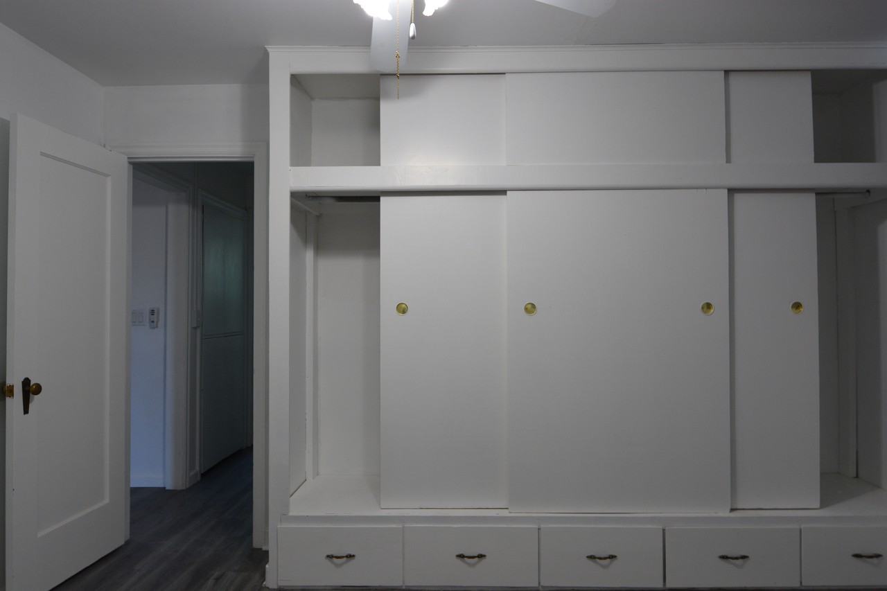 2504 E 12Th St - Photo 3 of 13