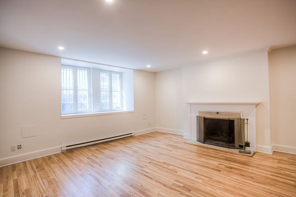 3485 Rue Durocher - Photo 2 of 21