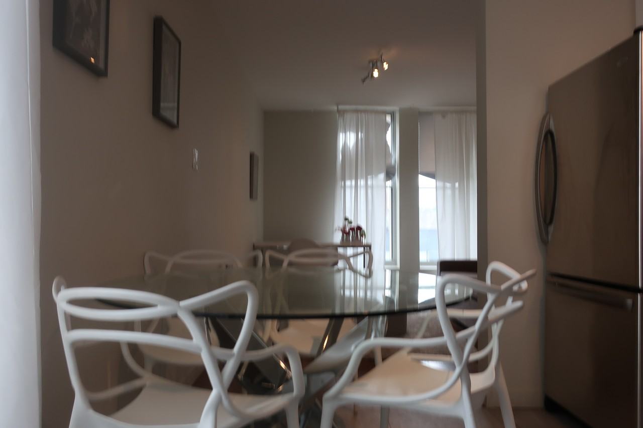 5768 Av Du Parc - Photo 3 of 13