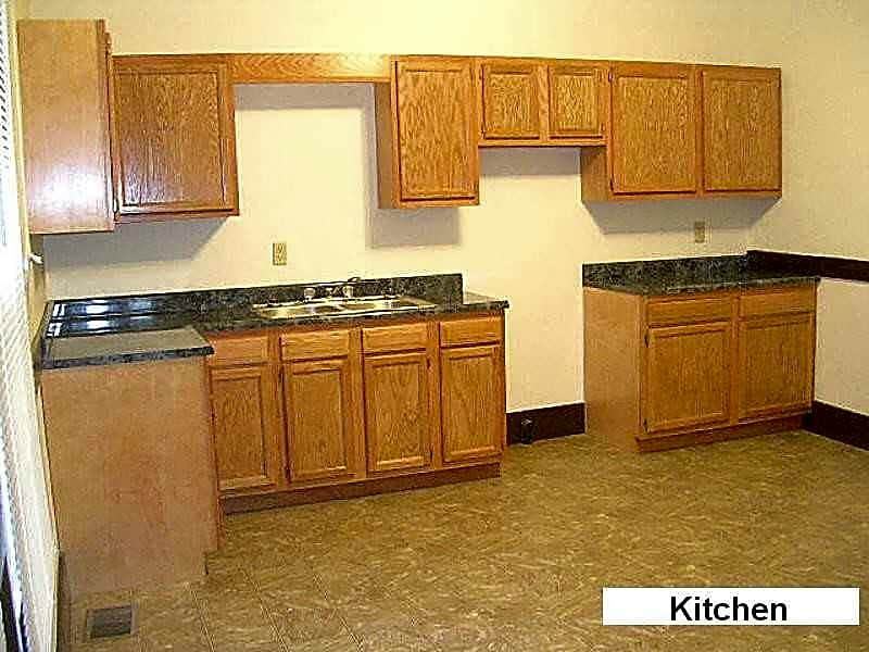 721 S 35th St - Photo 3 of 10