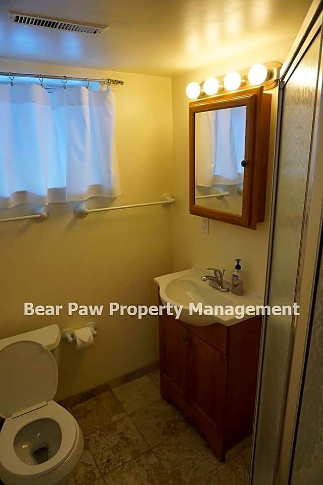 926 Linda Ln - Photo 3 of 10