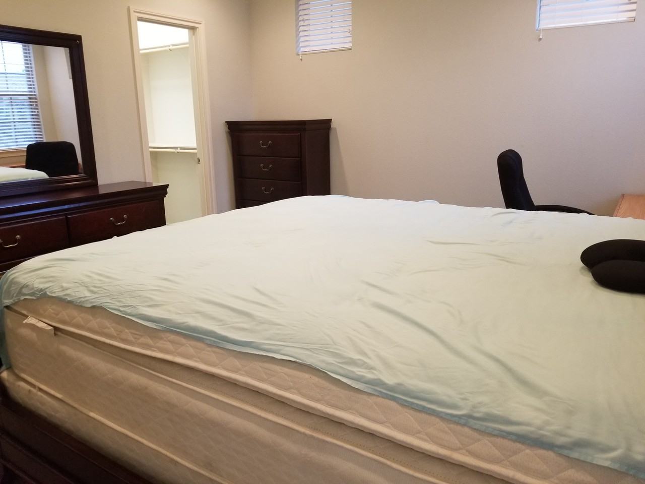 7024 W 43rd St, Houston, TX 77092 - Photo 3 of 11