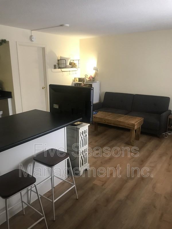 279 Saint Paul St - Photo 5 of 15