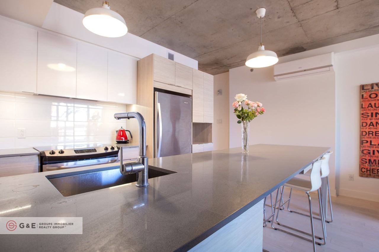 1800 Boulevard RenéLévesque Ouest 801, Montréal, QC H3H 2H2 2