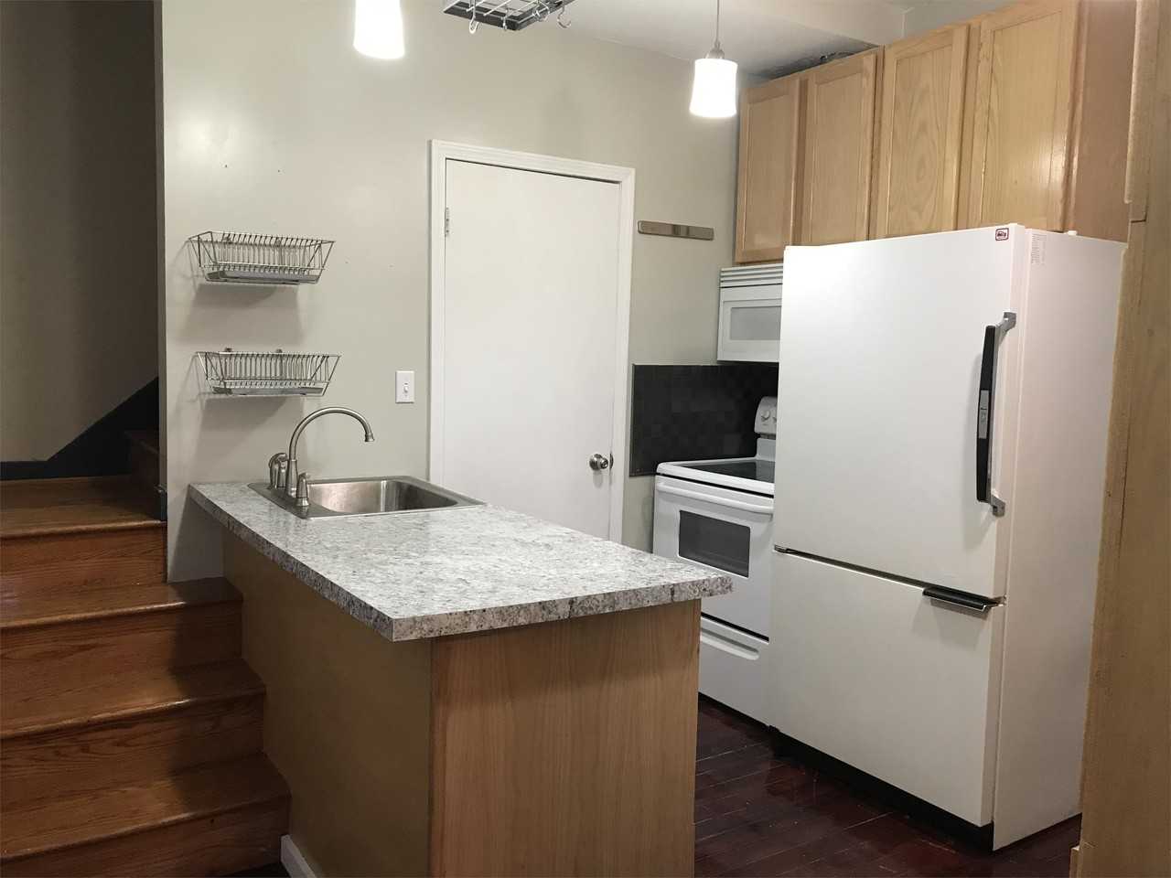 1405 3rd Ave Nw #1 - Photo 3 of 11