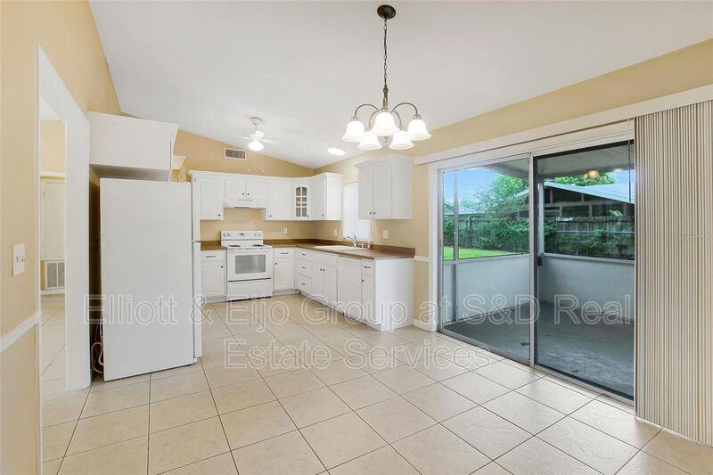 612 Lake Ned Rd - Photo 3 of 15