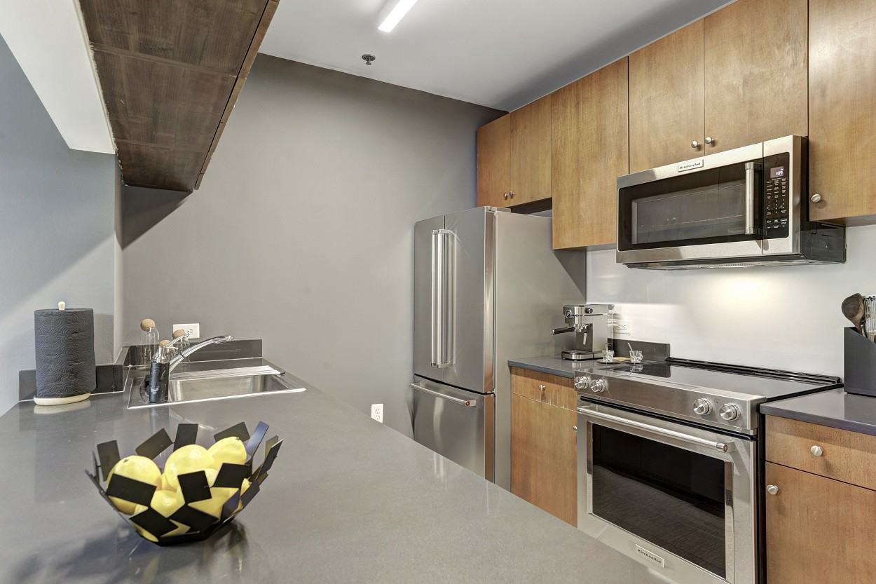 The Sovereign - Photo 2 of 27