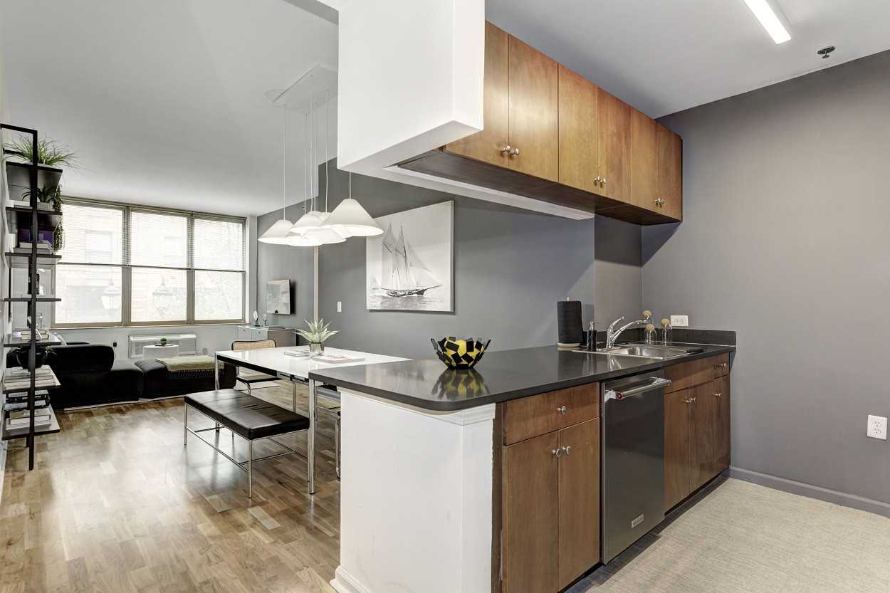 The Sovereign - Photo 3 of 27