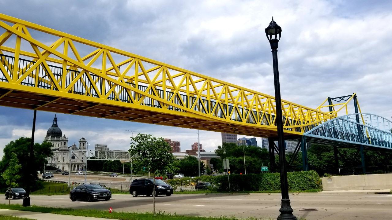 225 Place Apartments - Photo 6 of 50