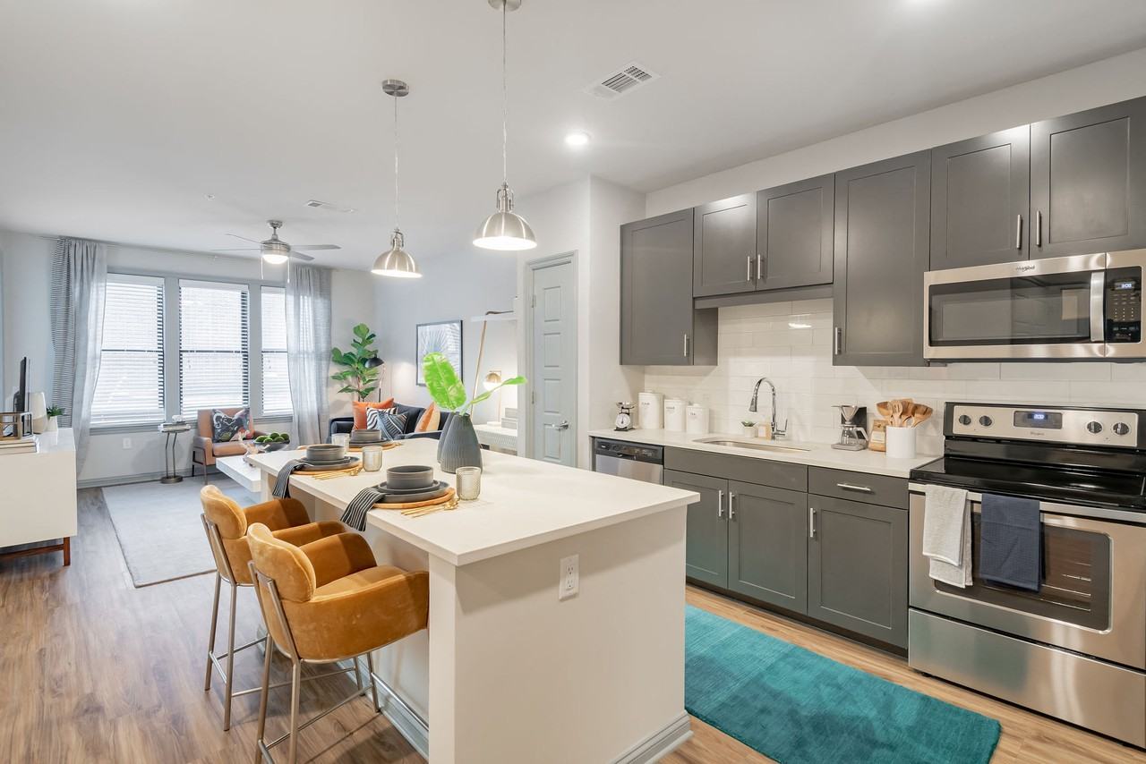 Meeting Street Lofts Apartments 601 Meeting St, Charleston, SC 29403