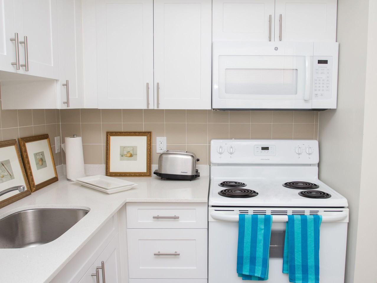 192 Hughson St. North Apartments 192 Hughson St N, Hamilton, ON L8L