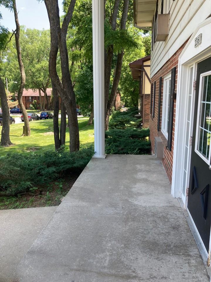 2361 Chalet Gardens Rd - Photo 6 of 6