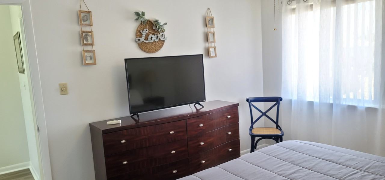 3393 Poinsettia Dr - Photo 3 of 20