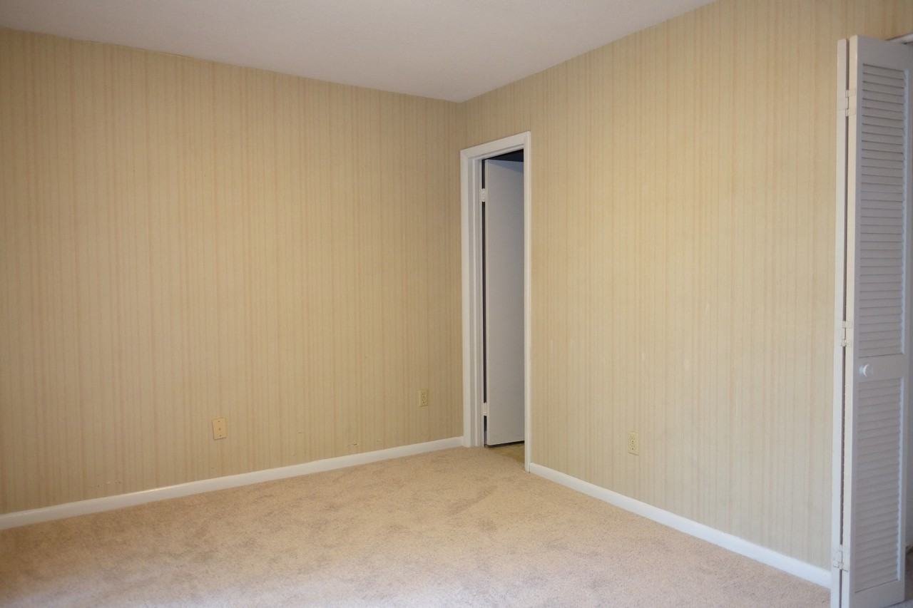 2328 2328 Sadler RdUnit 7D #1 - Photo 5 of 11