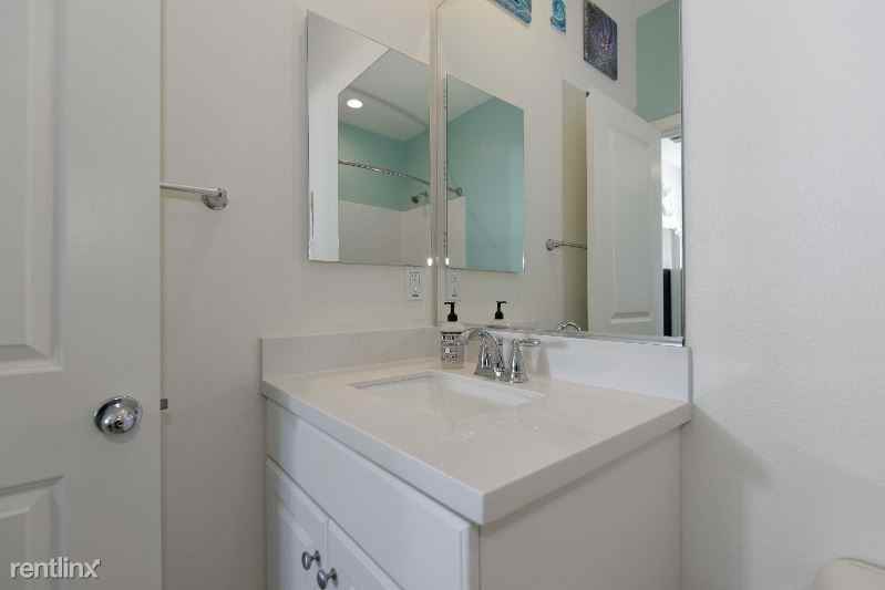 529 Sandpiper Way - Photo 3 of 20