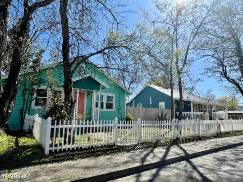 1063 Gilbert St - Photo 3 of 37