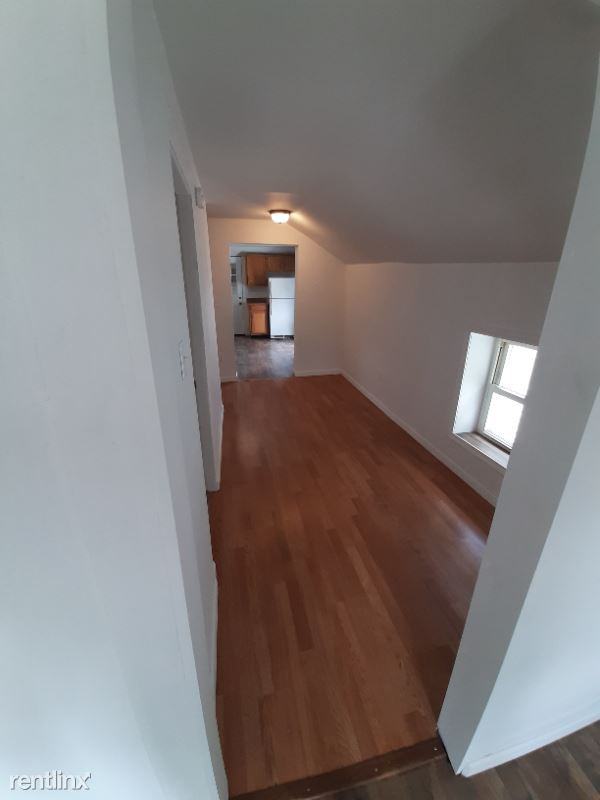 2626 Main St - Photo 3 of 12