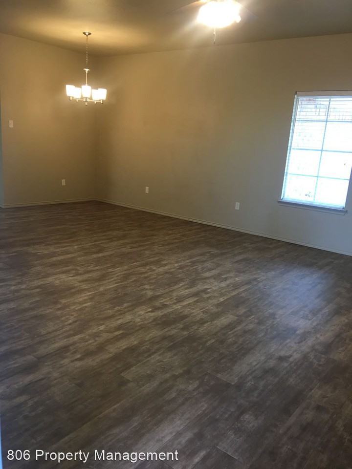 6705 Pontiac Ave - Photo 3 of 18