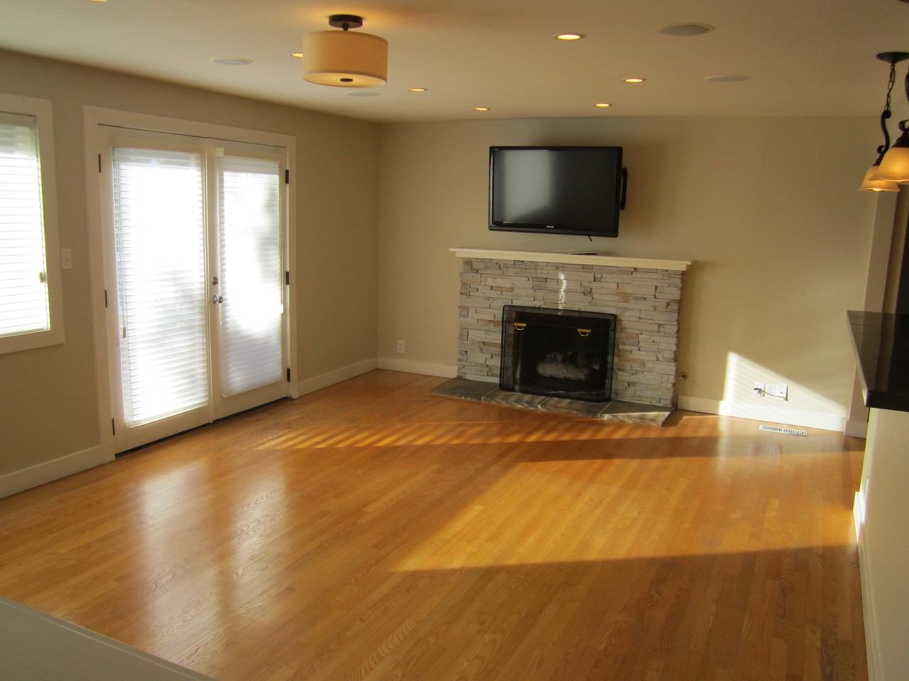 5503 231st Ave SE - Photo 2 of 20