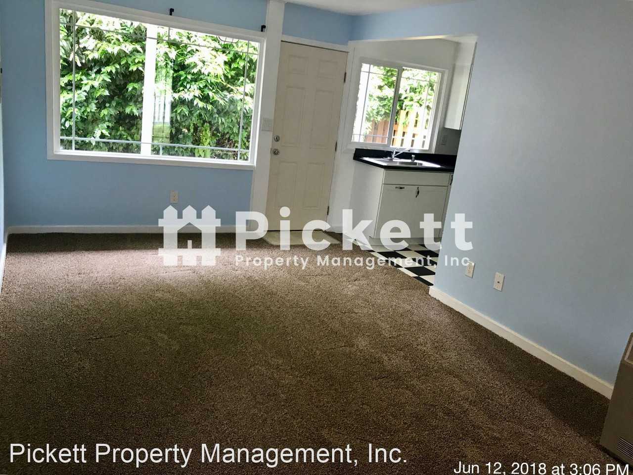 1943 Barnett St #B - Photo 2 of 6