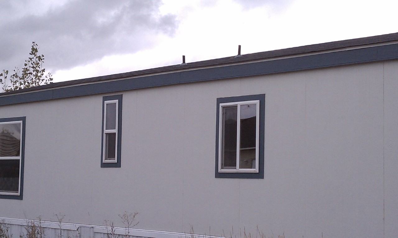 983 E 1200 N - Photo 2 of 19