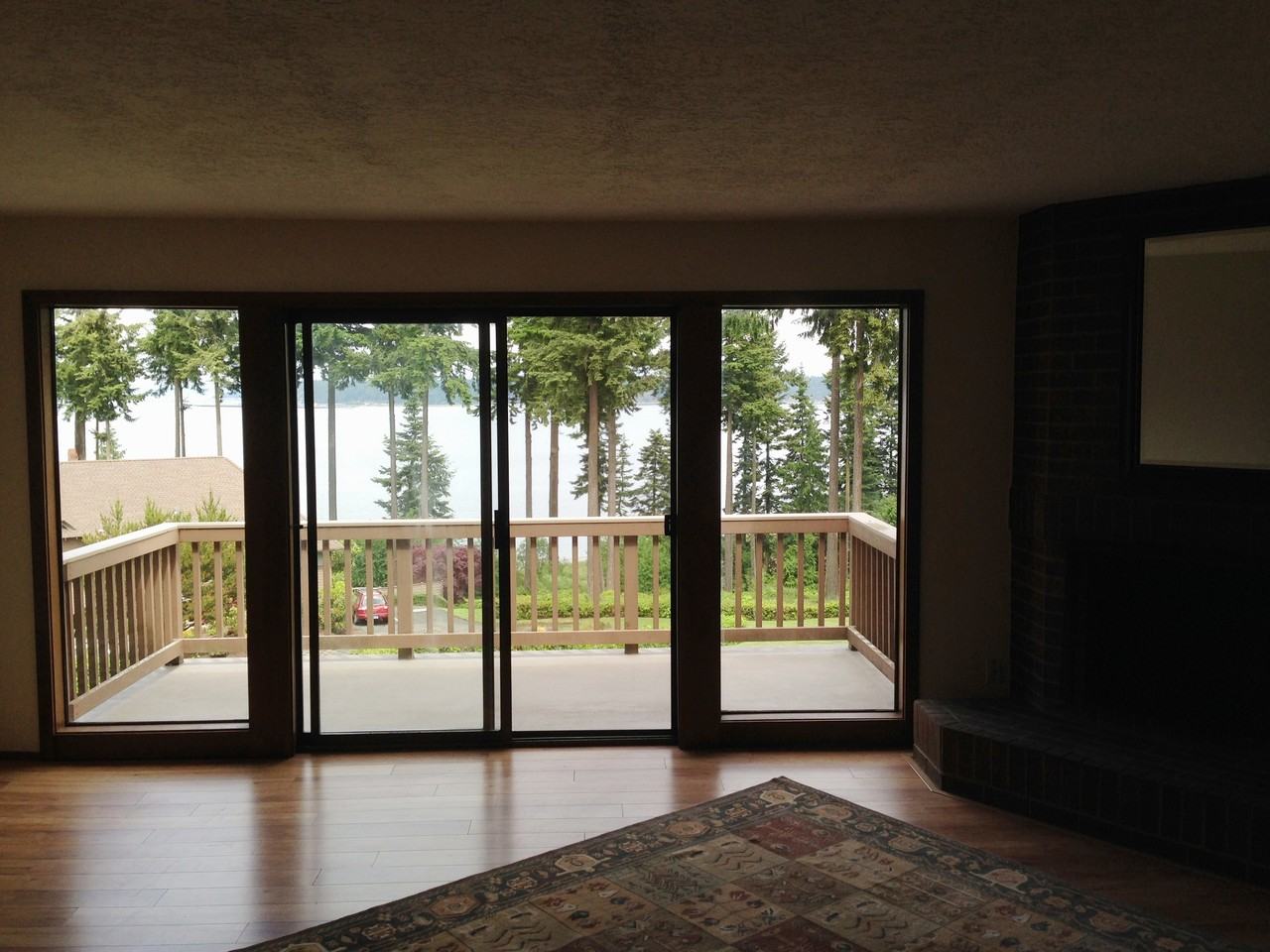 10-4 Harborview - Photo 3 of 22