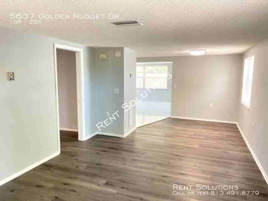 5637 Golden Nugget Dr - Photo 2 of 16