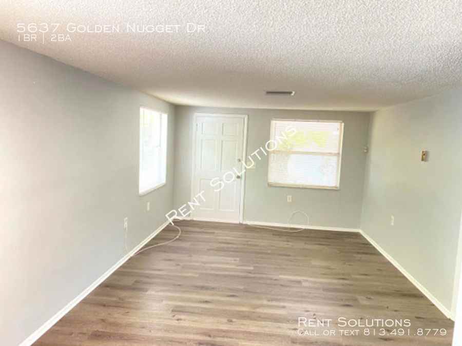 5637 Golden Nugget Dr - Photo 3 of 16