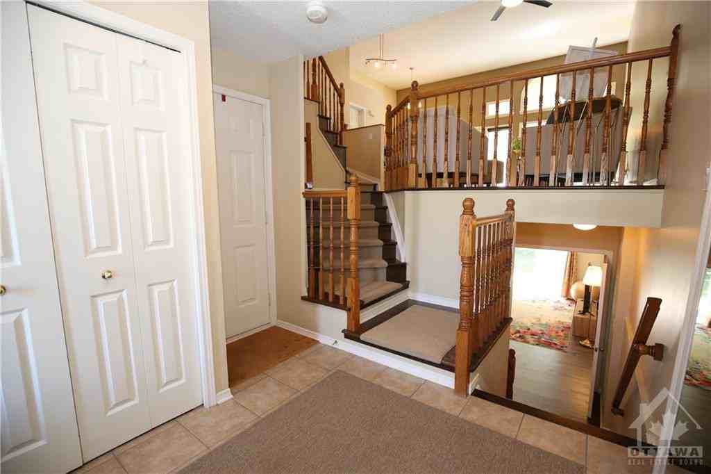 40 Macassa Circle - Photo 2 of 18