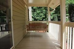 397 England Pl - Photo 3 of 11