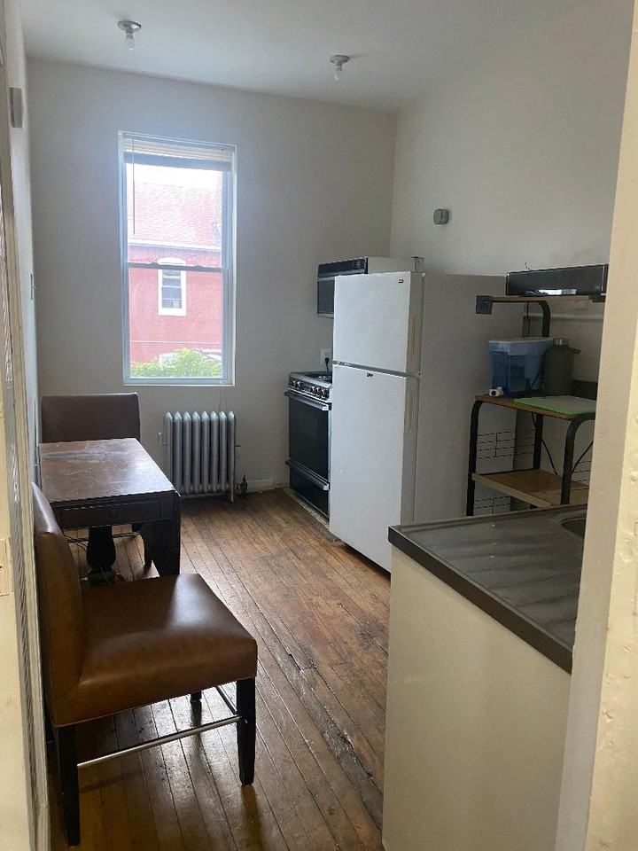 32-03 Junction Boulevard #2nd floor - Photo 2 of 8