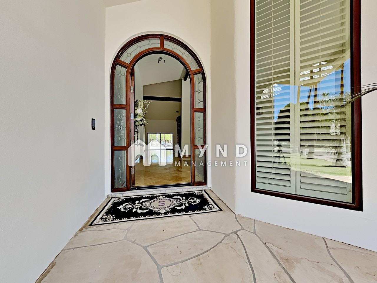 8260 E Sutton Dr - Photo 2 of 50