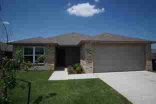 11017 Nw 98th St #1 - Photo 1 of 1