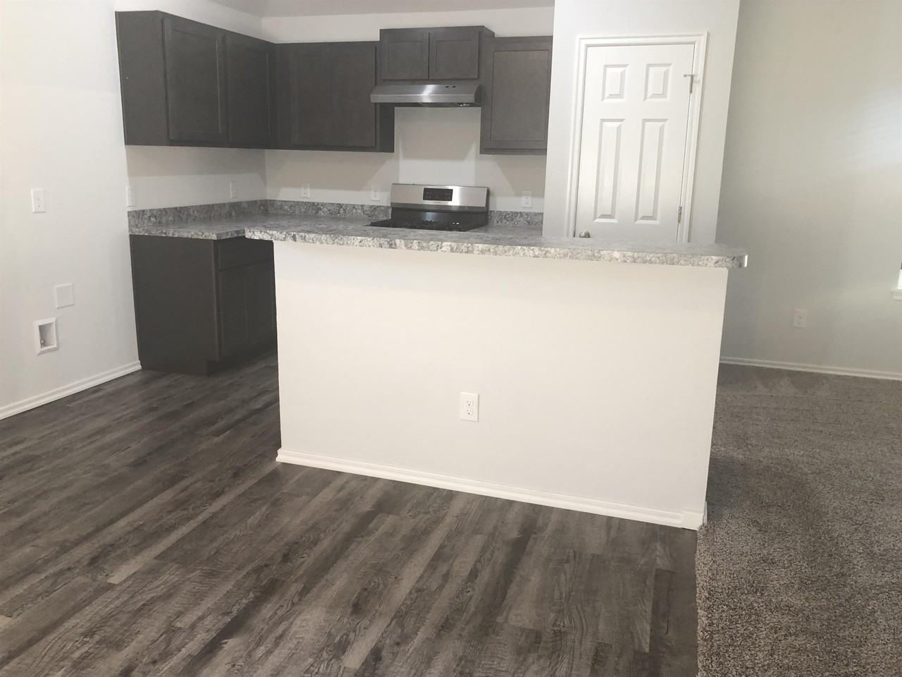 11017 Nw 98th St #1 - Photo 6 of 29