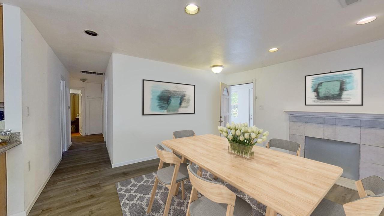 Spacious & updated Palo Alto home near 101 - Photo 2 of 16